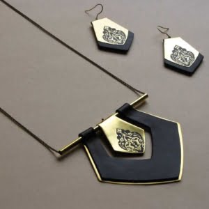 Eslimi Triangle Necklace and Earrings